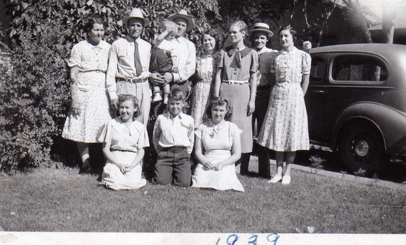 Talley  and Brazeal family 1939